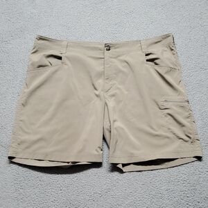 Columbia Men's Tan Outdoor Hybrid Shorts